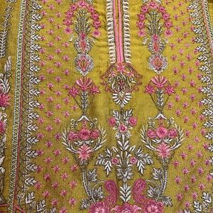 Sapphire luxe. Brand new suit